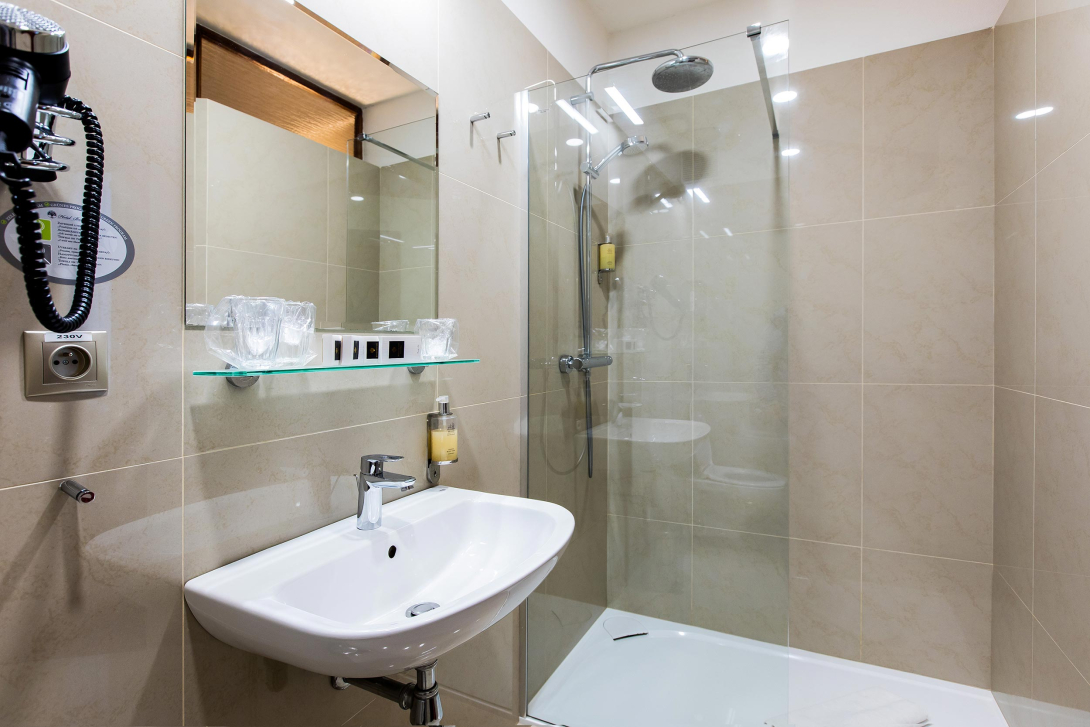 Kúpeľna Rodinný apartmán Hotel Bankov Košice